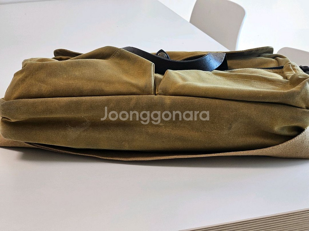 필슨 24아워 틴 브리프케이스 다크 탄 Filson 2--4