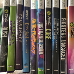 Xbox360 게임타이틀 여러장 + 키넥트 카메라 일괄