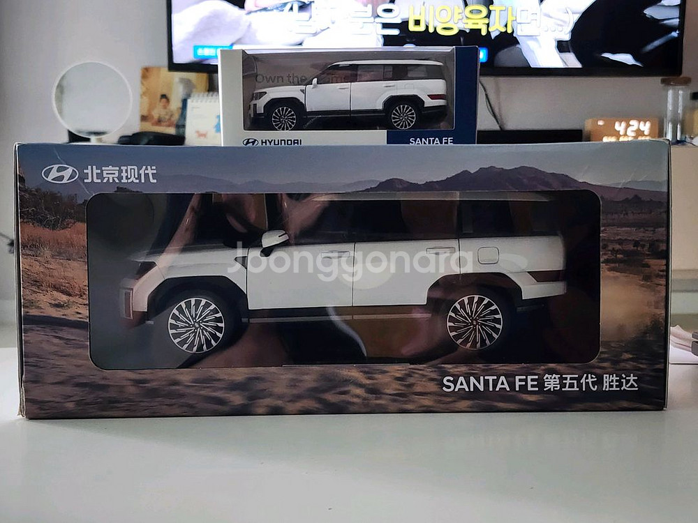 1:18&1:38 현대 싼타페 화이트 다이캐스트--7