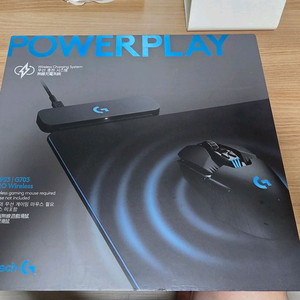 로지텍 POWERPLAY 무선충전 풀박스
