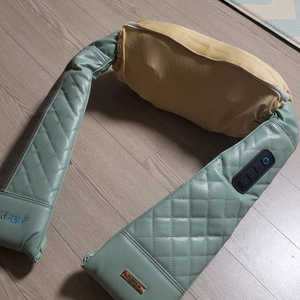 휴플러스 어깨안마기