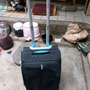 4바퀴 기내용 22인치 캐리어 이미지