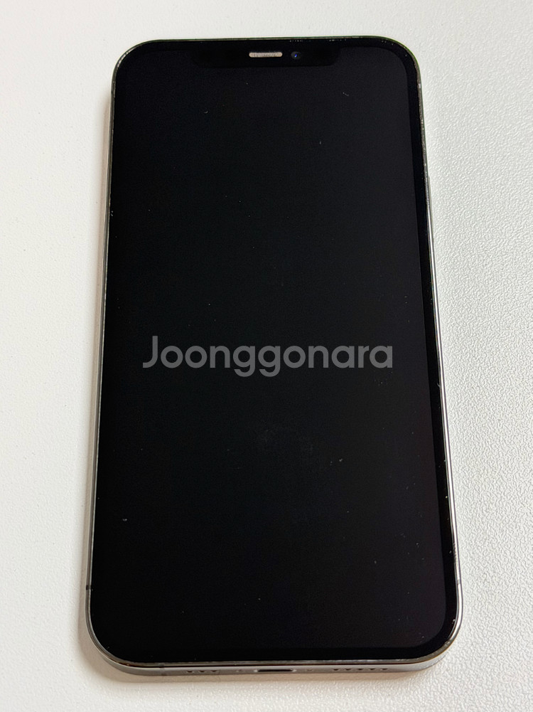아이폰12프로 256기가 33만 팝니다--8