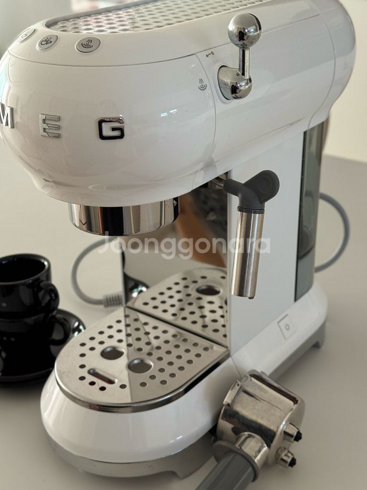 스메그 반자동커피머신 ECF01--2