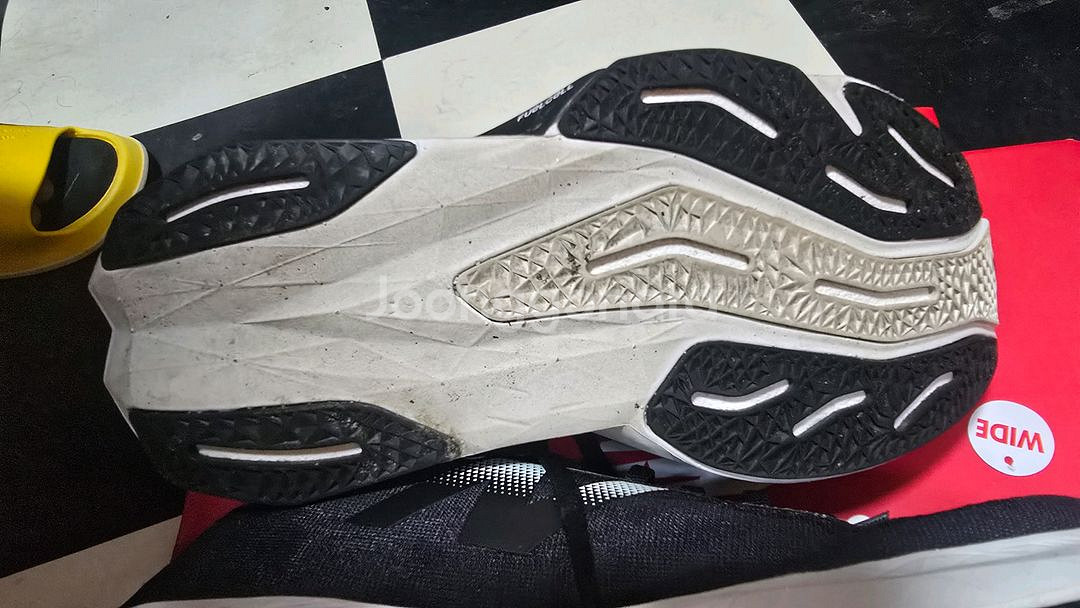 뉴발란스 퓨어셀 레벨v4 260 2e사이즈--7