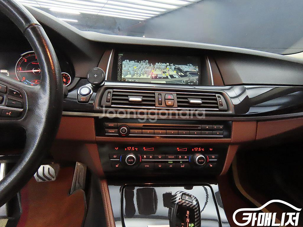 [BMW]5시리즈 (F10) 520d xDrive #앱--9