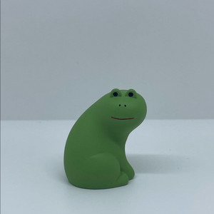 데꼴 개구리 피규어