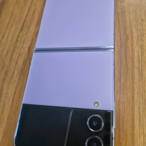 지플립4 256GB 케이스포함 25만원