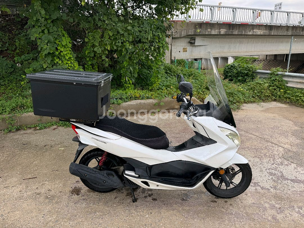 혼다 pcx125 18년 배달풀셋팅 팝니다--3