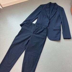 유니클로 여성셋업(정장) 네이비 세트