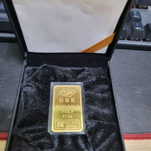 50돈 골드바로 50돈 금팔찌 구해봅니다