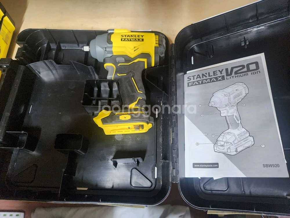 스탠리 FATMAX V20 충전 임팩 렌치 판매합니다--2