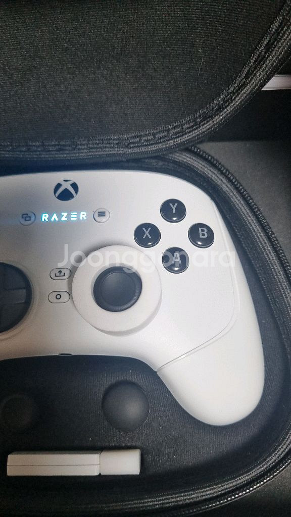 레이저 울버린 v3 pro 화이트 팝니다--4