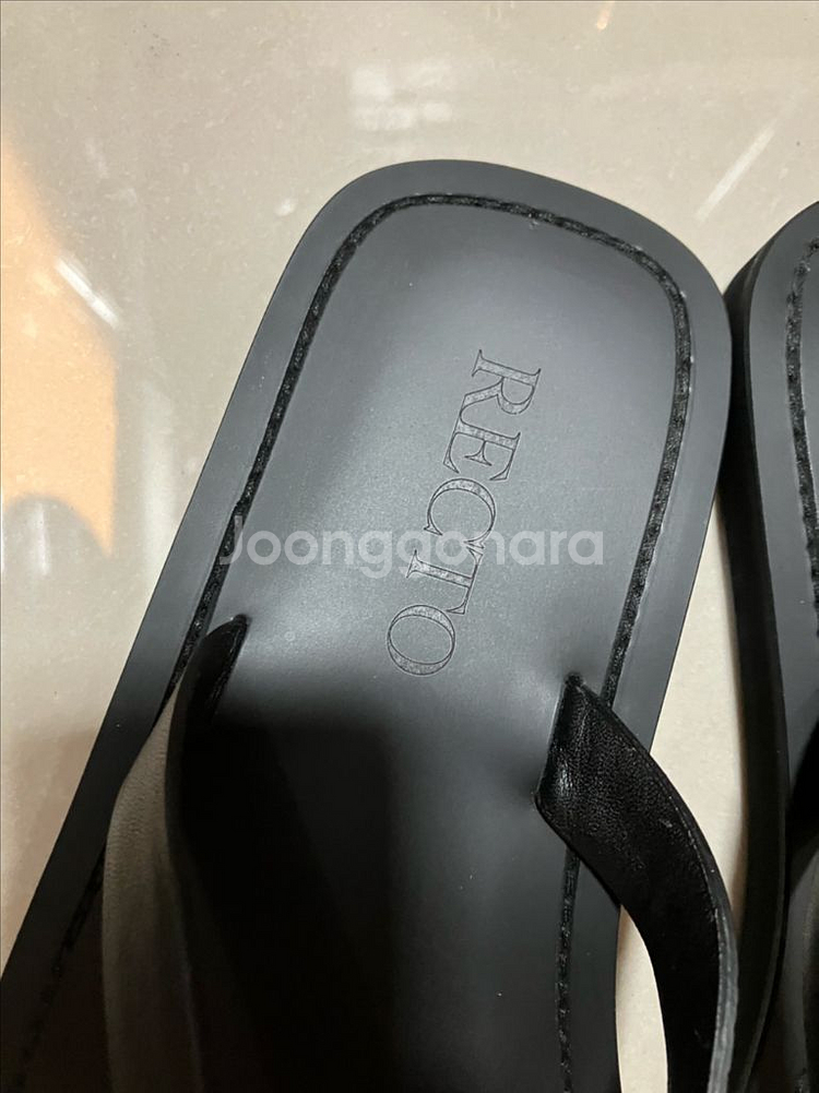 렉토 레더 플립플랍 240--2