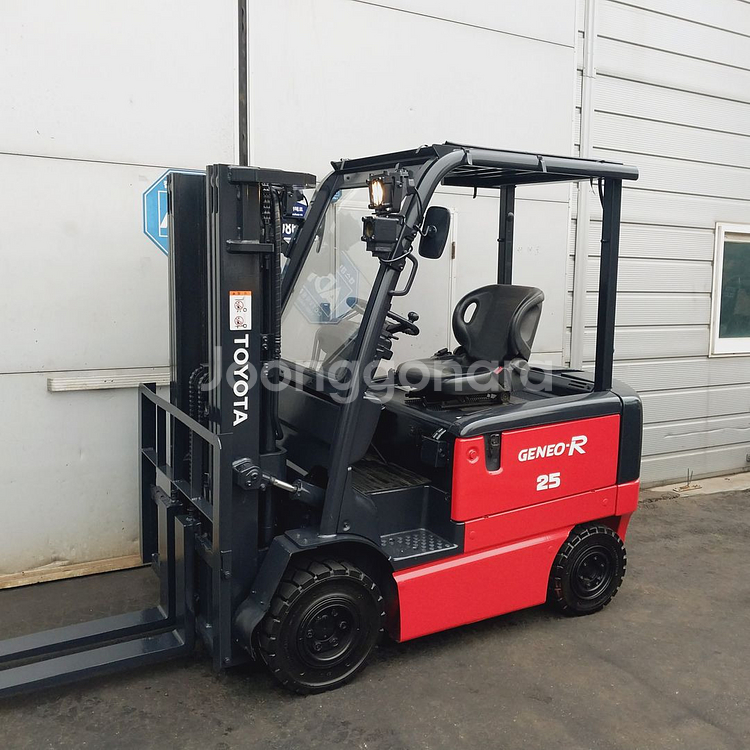 도요타 전동지게차 2.5톤 3단 4300MM 상품배터리--0