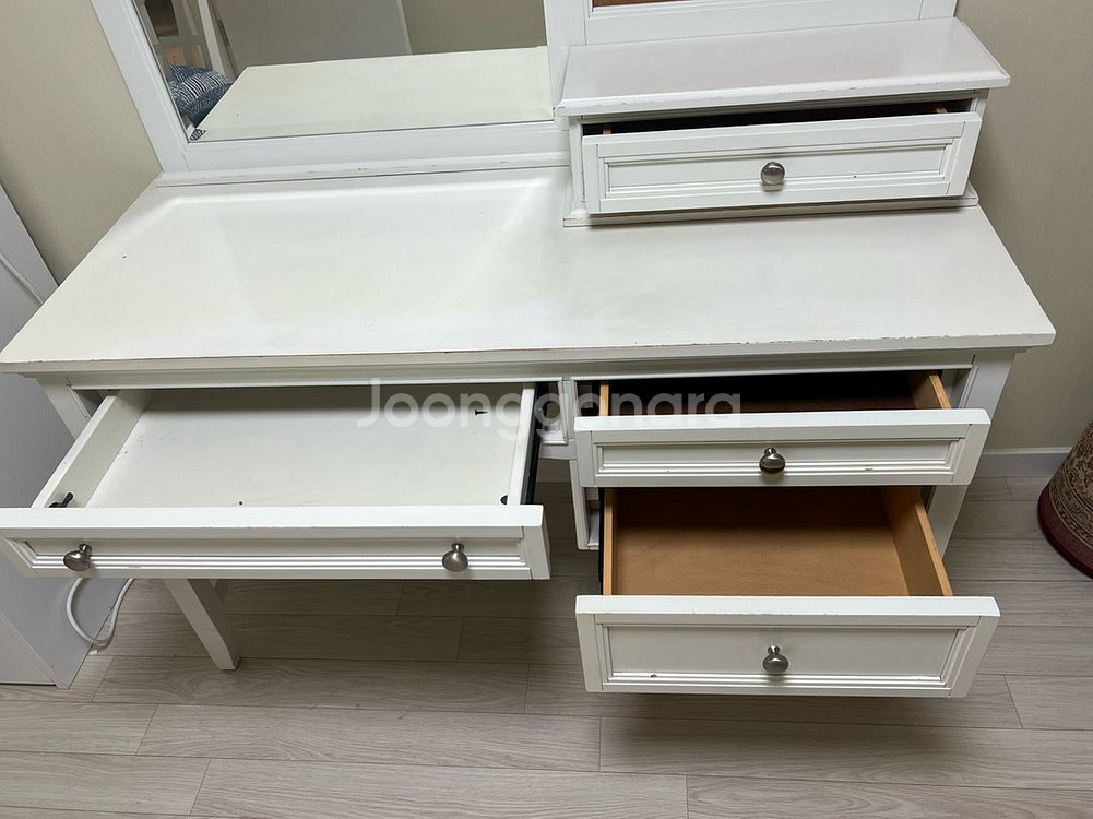 화이트 책상거울 화장대 Fortune furniture--3
