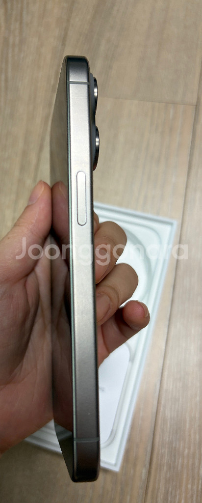 아이폰 15pro 256GB (박스O, 케이스, 필름)--8