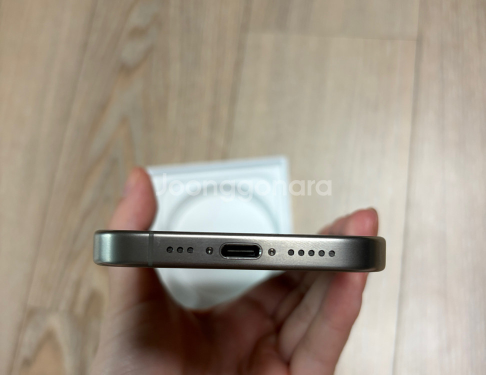 아이폰 15pro 256GB (박스O, 케이스, 필름)--5