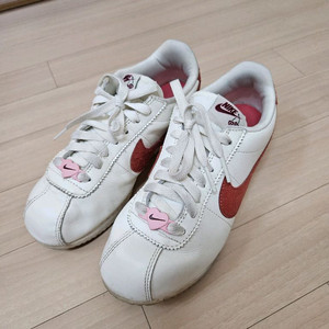 나이키 코르테즈 발렌타인한정판 230
