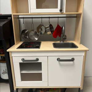 이케아 Duktig 주방놀이 세트 판매합니다.