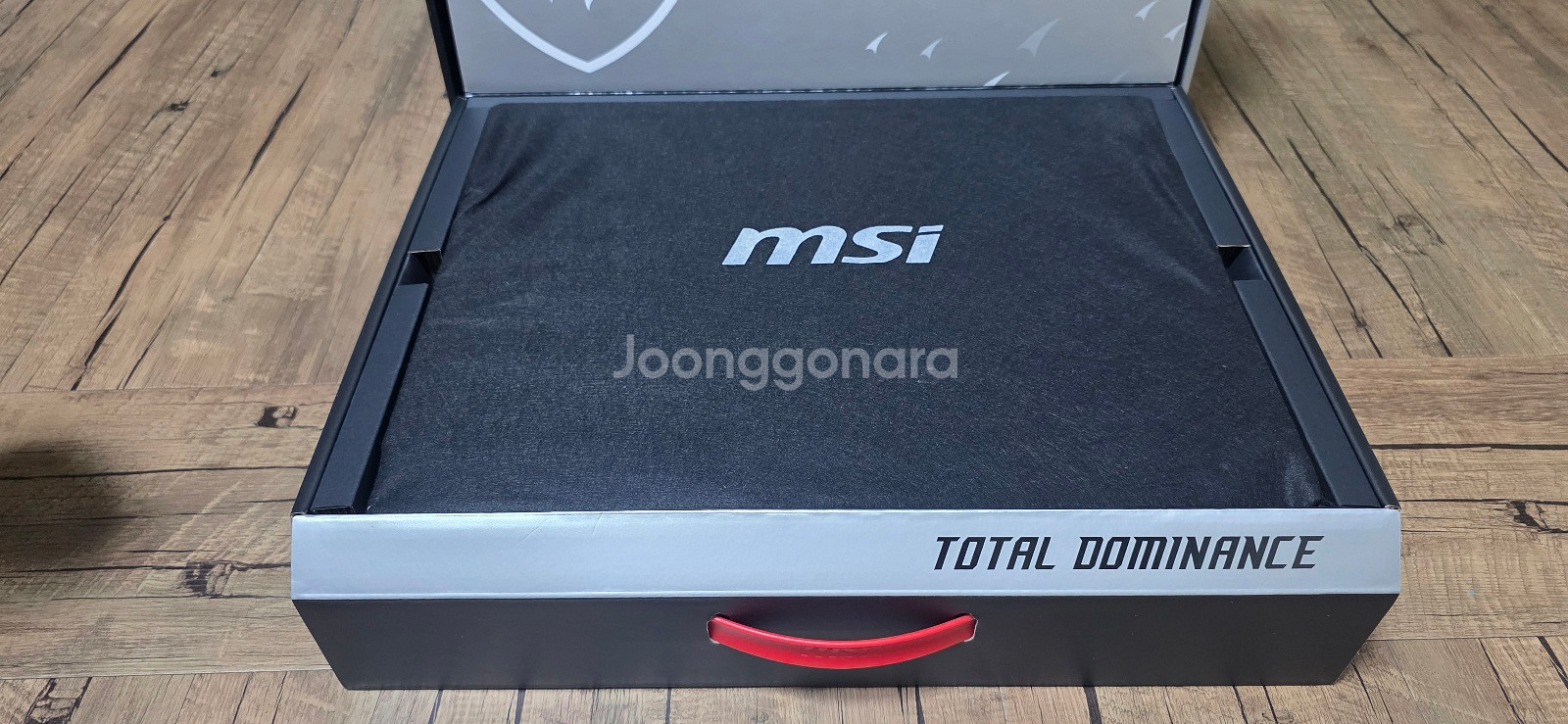 MSI 타이탄18 14900/4090 팝니다--1