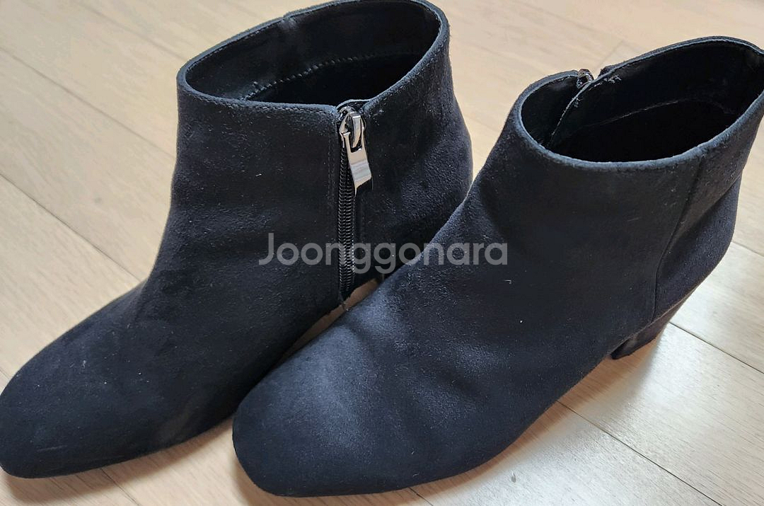 슈펜 여성 스탠다드 앵글부츠 240사이즈--0