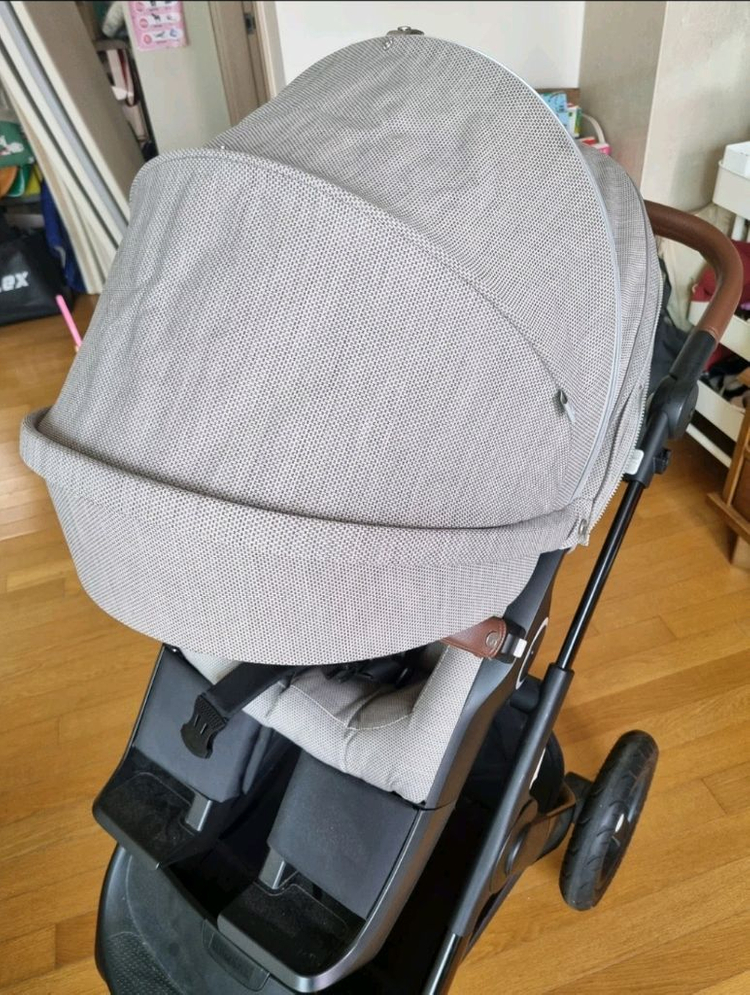 스토케 트레일즈 유모차 이미지