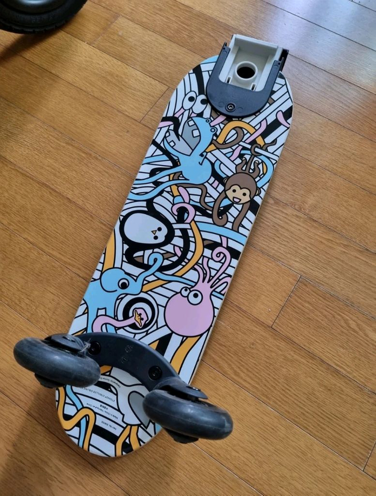 스토케 트레일즈 유모차 이미지