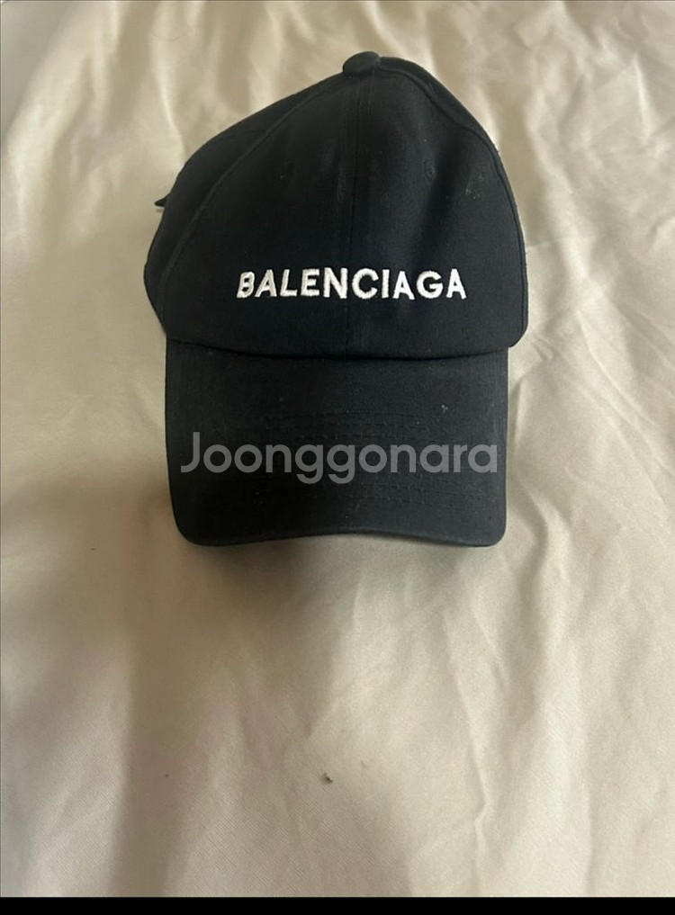 발렌시아가 모자--0
