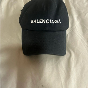 발렌시아가 모자