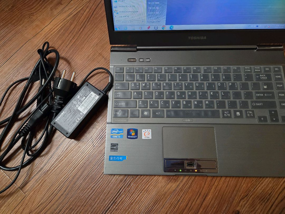 도시바 포테제 Z830 울트라북 노트북--8