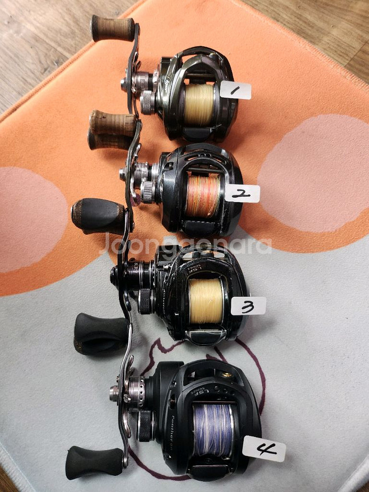 도요 베이트 릴 4개 판매합니다--0