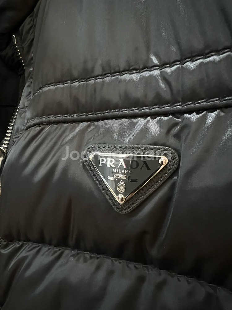 프라다 구스다운 패딩조끼 42 (새상품급)--2