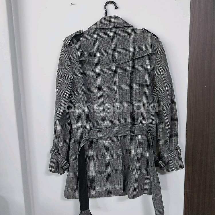 타운젠트 앙고라90프로 코트 남자95--2