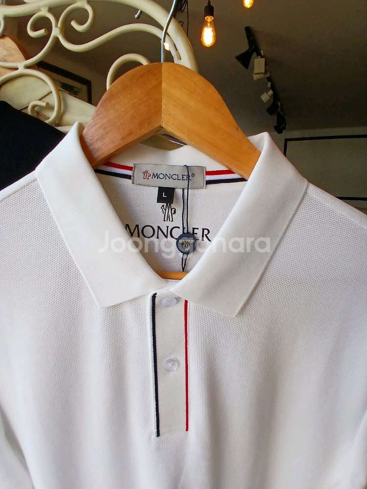 몽클레에 카라 긴팔티셔츠100사이즈--2