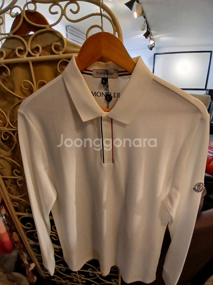 몽클레에 카라 긴팔티셔츠100사이즈--5