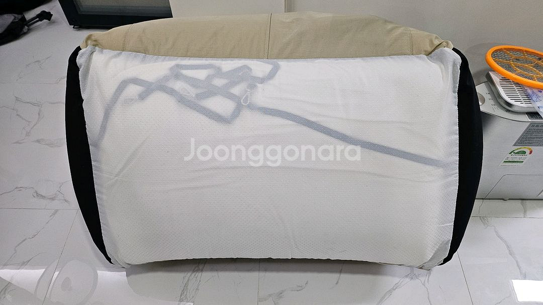 (빠른판매가격내림)하이드앤울프 차량용 애견 카시트 라지--3