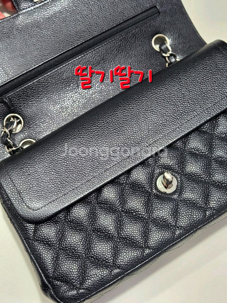 샤넬 클래식 미듐 캐비어 은장--3