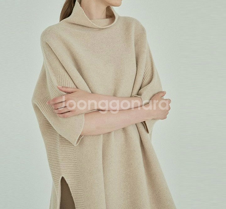 홀가먼트 하이넥 루즈 판초 새상품_인레인먼트 보웬--3