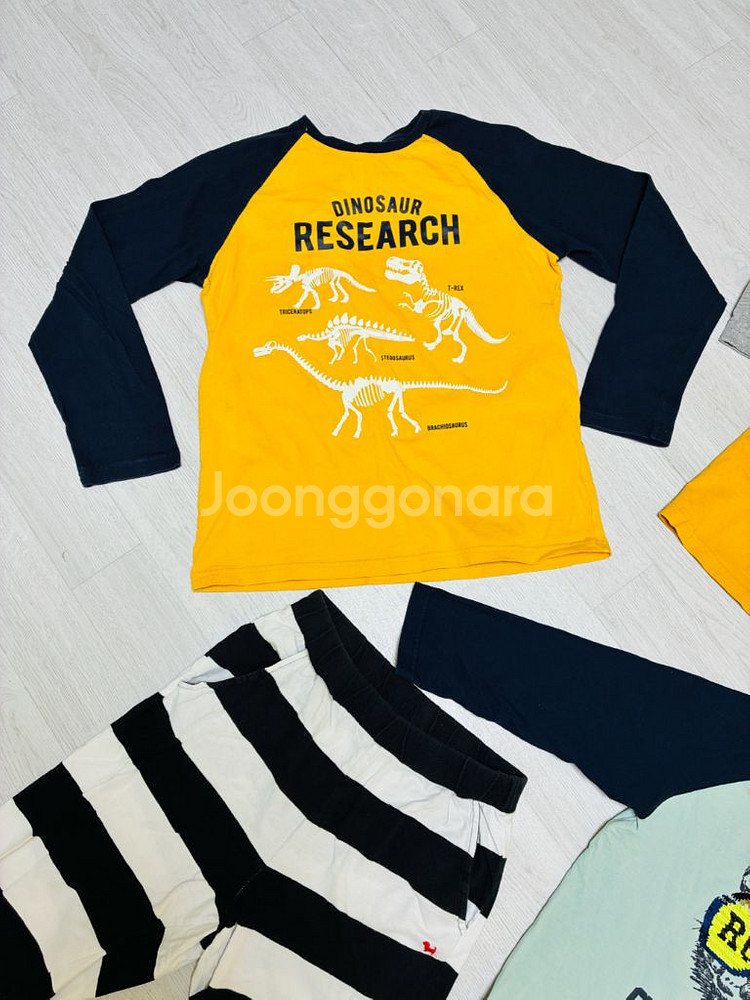 160호 티셔츠 3장 165호 반바지 1장 일괄 판매--1