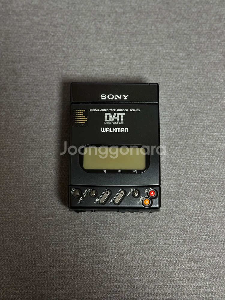 Sony DAT 워크맨 TCD-D3 판매합니다 (택포)--0