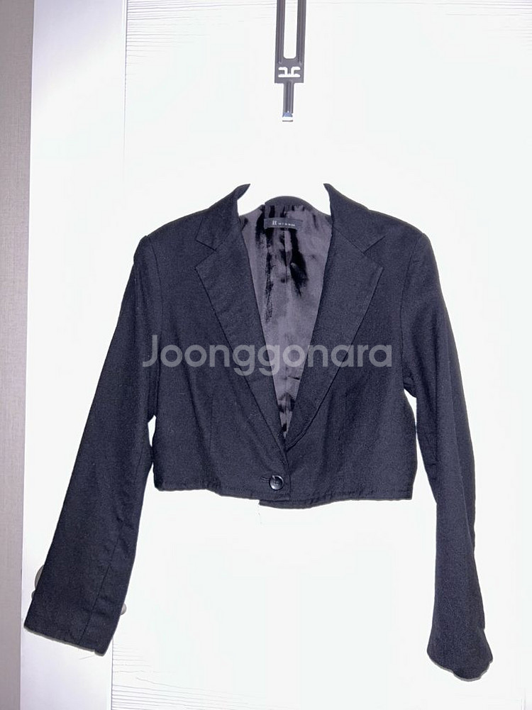잇미샤 크롭 자켓 검정 블랙--0