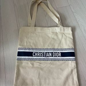 디올 에코백 새제품