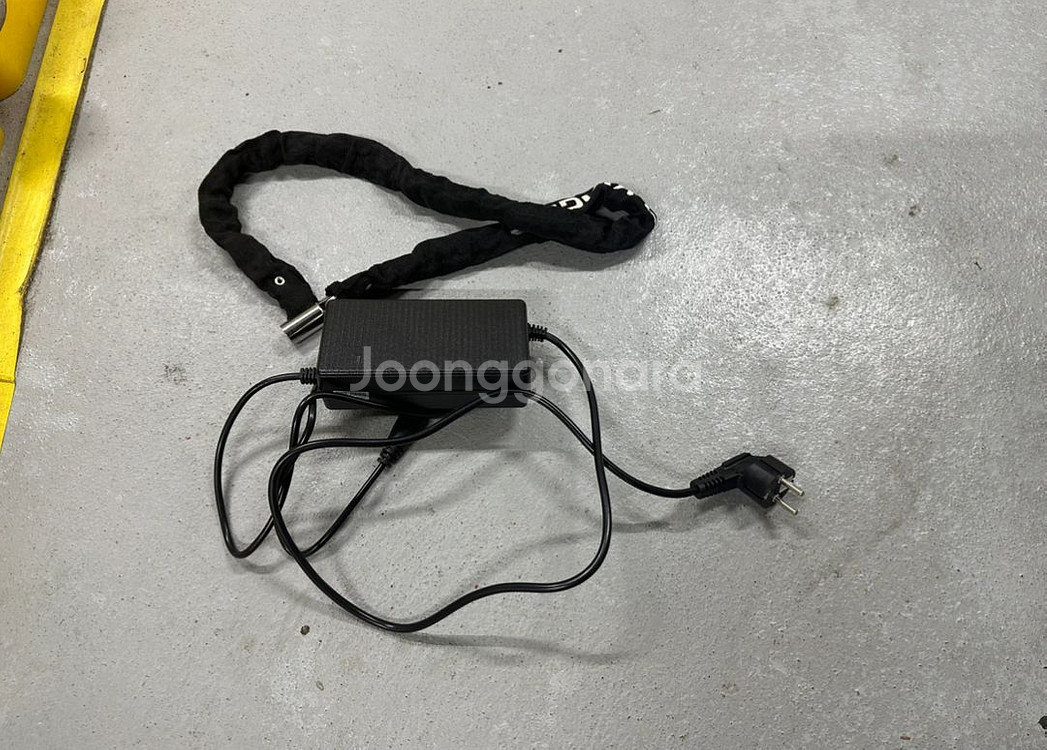 세임바이크 컨티넨탈 판매합니다.--8