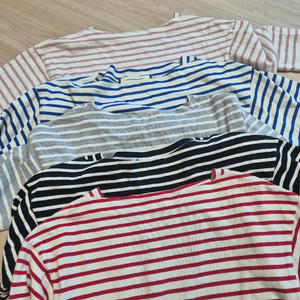 코스모폴리탄줄라이 스트라이프티