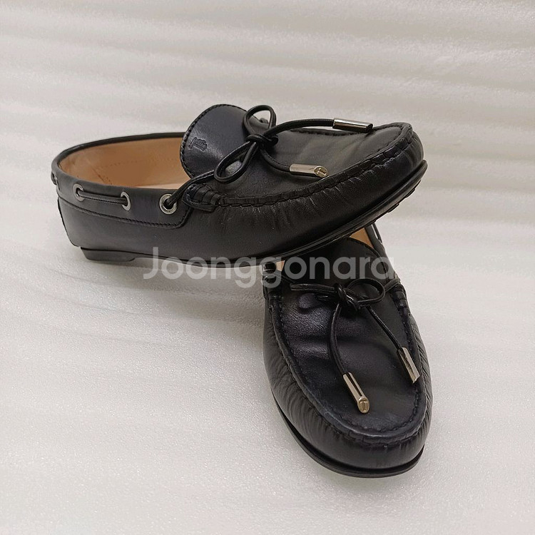 토즈 고미노 리본 드라이빙 슈즈 로퍼 37 블랙 사랑봉--1