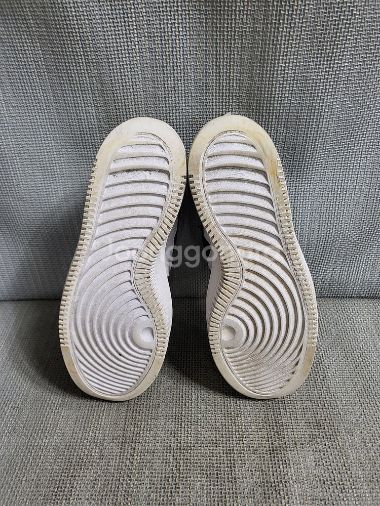 나이키 키높이 스니커즈 250--4