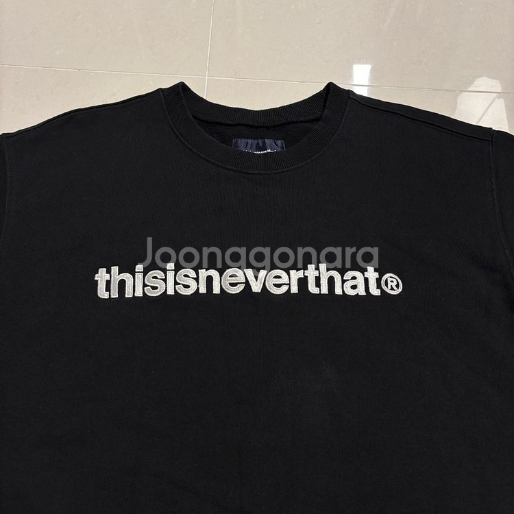 정품 디스이즈네버댓 자수 빅로고 블랙 맨투맨 스웻셔츠--3