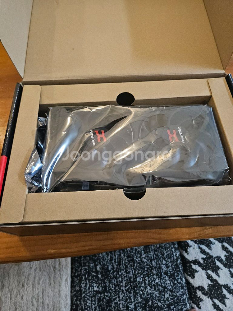 [PowerColor] 라데온 RX 9060 XT--1