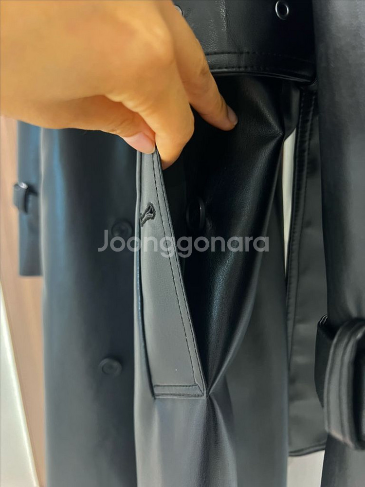 무탠다드 인조가죽 트랜치코트 (블랙/남여공용 S)--4